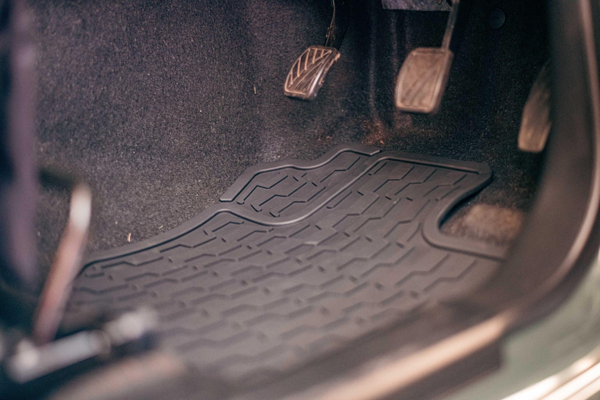 Floor Mats for Suzuki Jimny Gen 4 by Des Sol