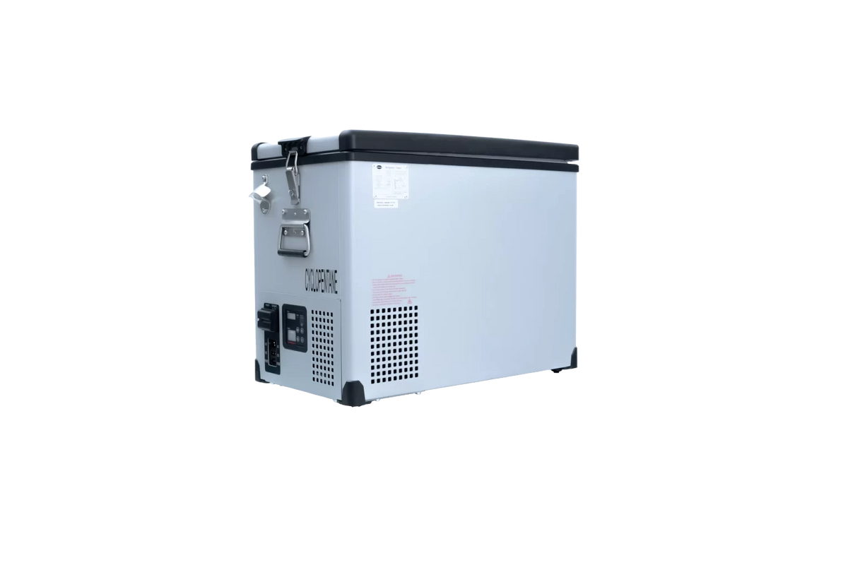 42L SINGLE COMPARTMENT POWDER COATED FRIDGE/FREEZER by Snomaster