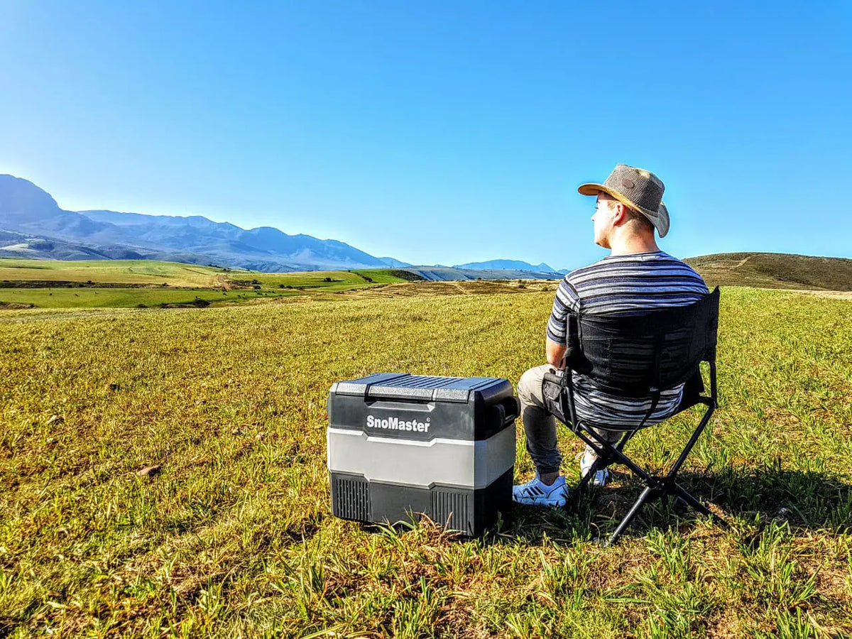 57L SINGLE COMPARTMENT PORTABLE FRIDGE/FREEZER by Snomaster