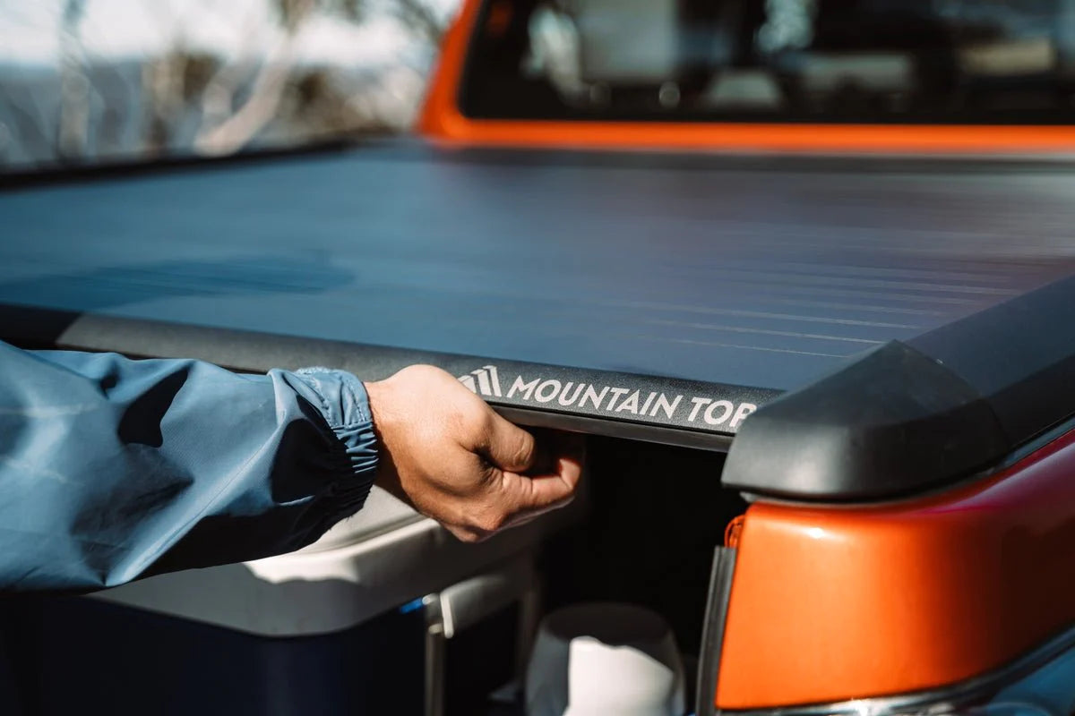 EVOm Manual Bakkie Cover for Toyota DC 2016+ by Mountain Top
