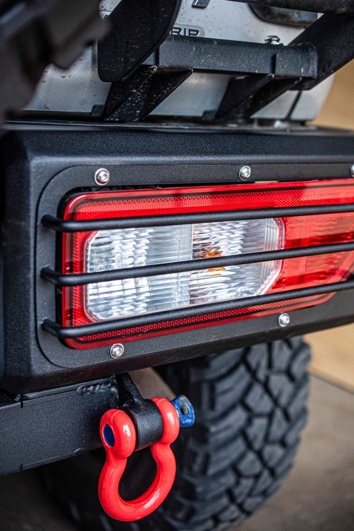 Rear Bumper and Tow Bar for Suzuki Jimny Gen 4 by Des Sol - Des Sol - DSJBR-G4